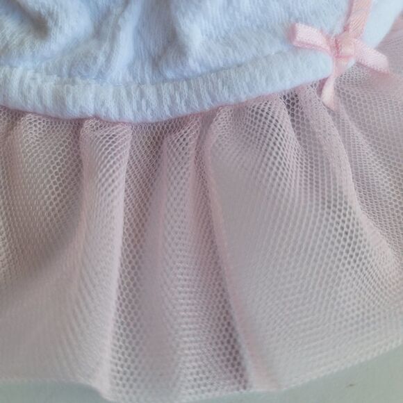 Charming Pink Ruffled Kids Hat - Picture 4 of 4